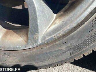 2019-renault-megane-1467618-48140566