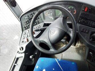 2009-mercedes-benz-integro-o550-48140649