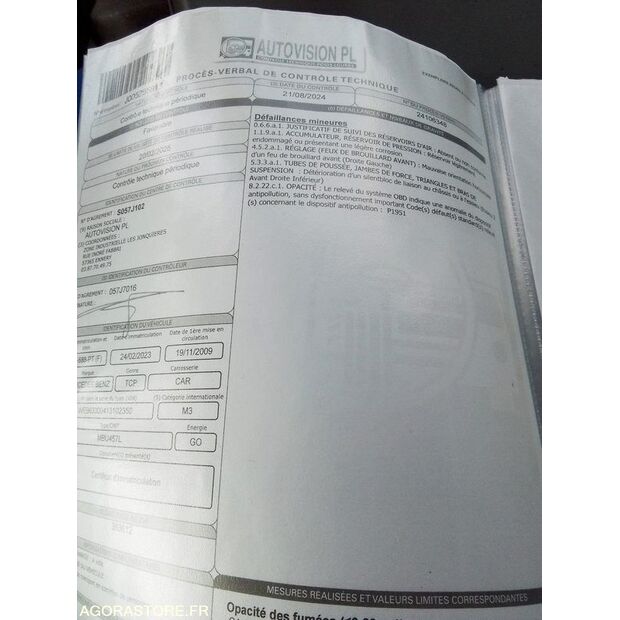 2009 Mercedes-Benz INTEGRO O550-48140650