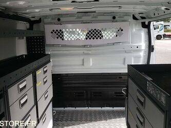 2019-renault-trafic-1467625-48140754