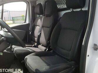 2019-renault-trafic-1467625-48140762