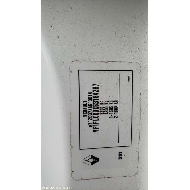 2019 Renault Trafic-48140775