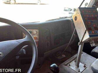 2003-renault-kerax-1467627-48140809