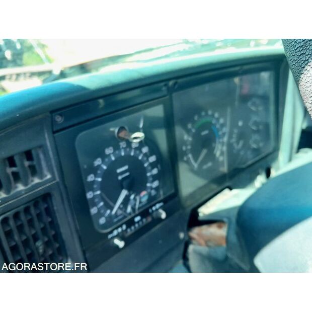 1999 Renault PREMIUM-48140884