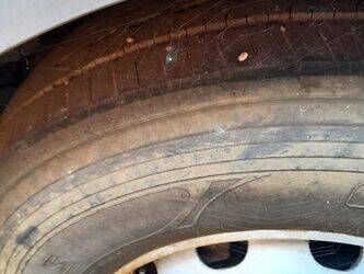 1999-renault-premium-1467629-48140893