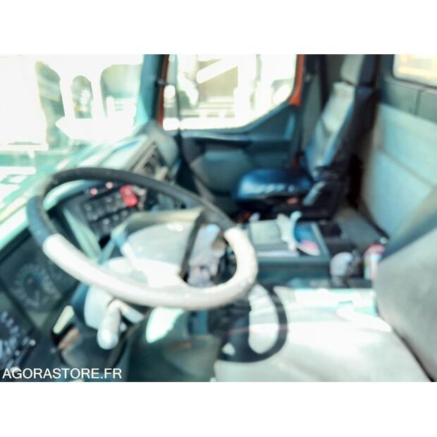 1999 Renault PREMIUM-48140897