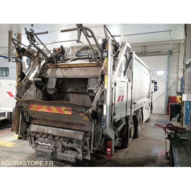 2016 Renault D WIDE-48140915