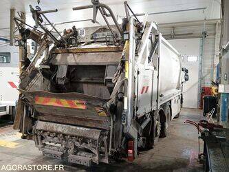 2016-renault-d-wide-1467630-48140915