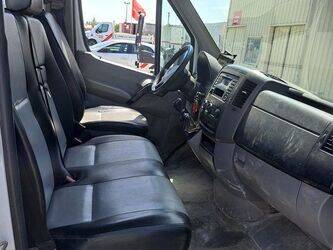 2014-mercedes-benz-sprinter-1467635-48141066