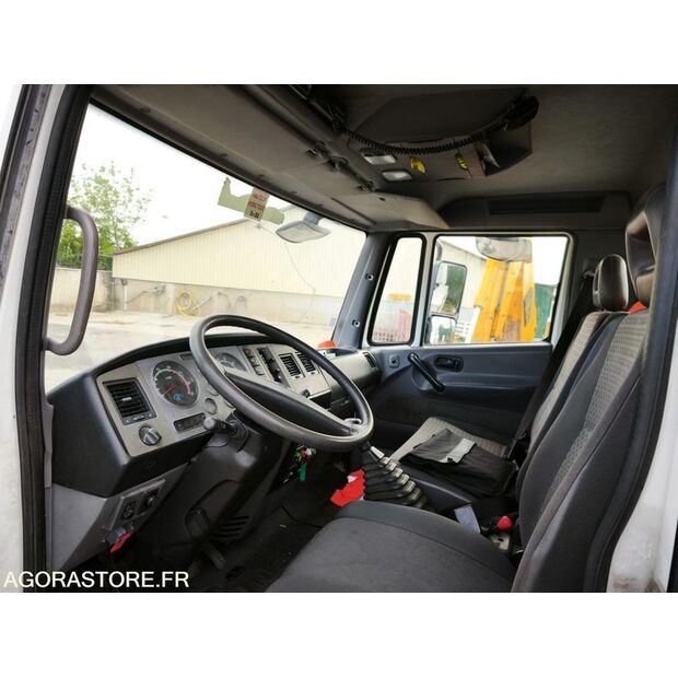2009 NISSAN Atleon-48141089