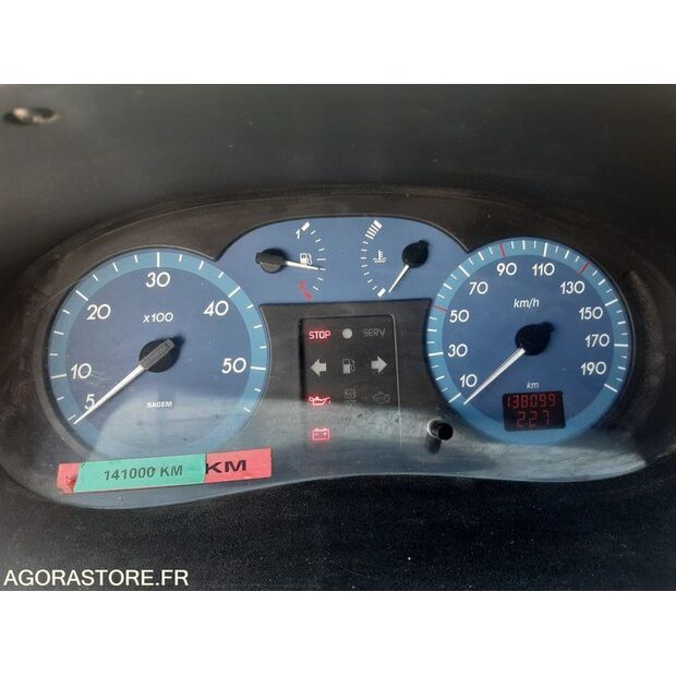 2001 Renault Master-48141191