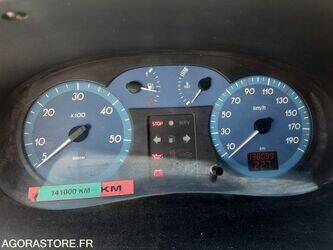 2001-renault-master-1467640-48141191