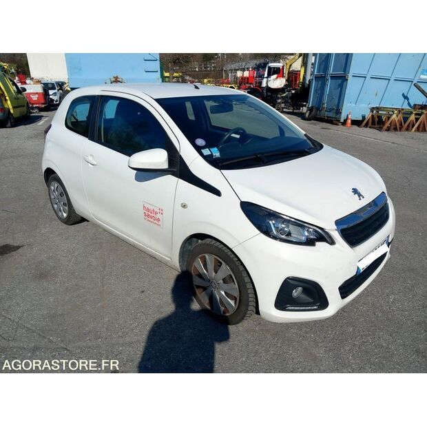 2016 Peugeot 108-48141209