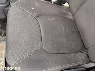 2013-renault-clio-1467644-48141314