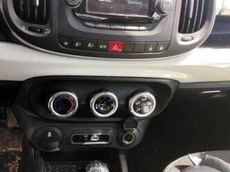 2017-fiat-500-1467645-48141351