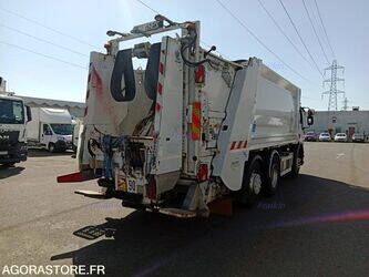 2016-renault-d-wide-1467284-48141506