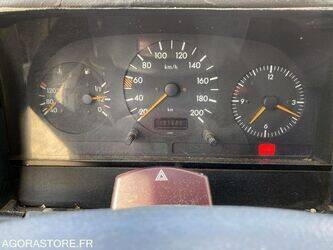 2000-mercedes-benz-sprinter-1467301-48141528