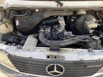 2000-mercedes-benz-sprinter-1467301-48141530