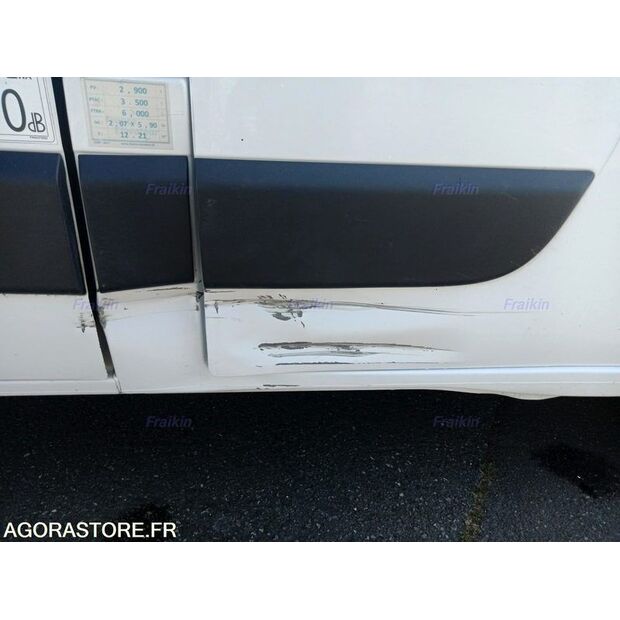 2021 Renault Master-48141731