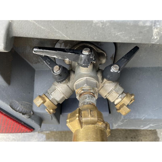 2011 Atlas-Copco XAS 87-48144802