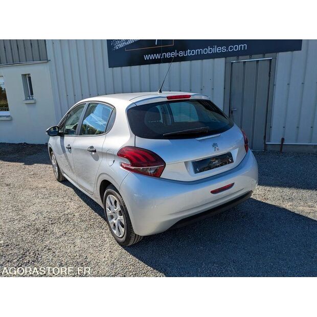 2016 Peugeot 208-48154964
