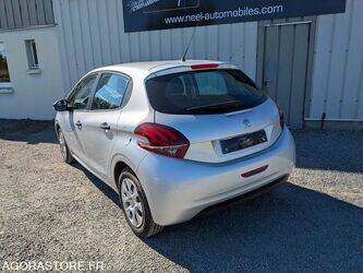 2016-peugeot-208-1467704-48154964