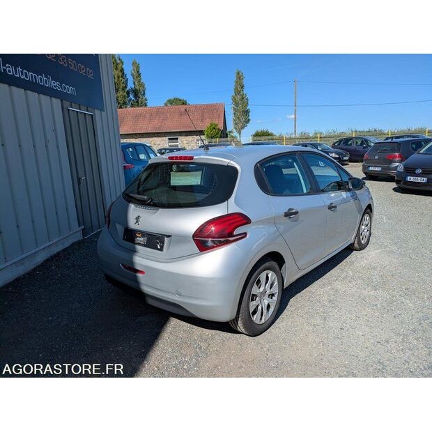 2016 Peugeot 208-48154967