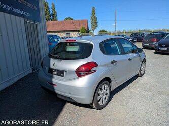 2016-peugeot-208-1467704-48154967