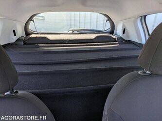 2016-peugeot-208-1467704-48154970