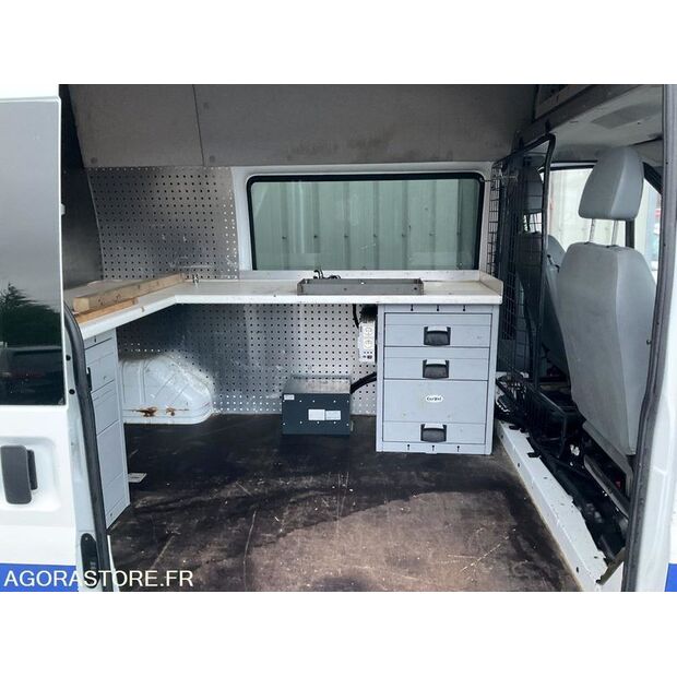 2009 Ford TRANSIT-48155171