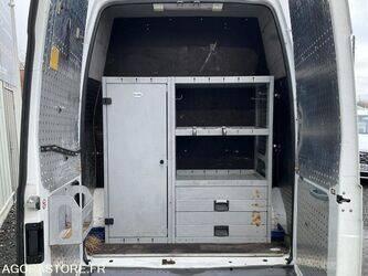 2009-ford-transit-1467711-48155172