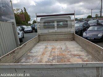 2000-renault-mascott-1467713-48155277