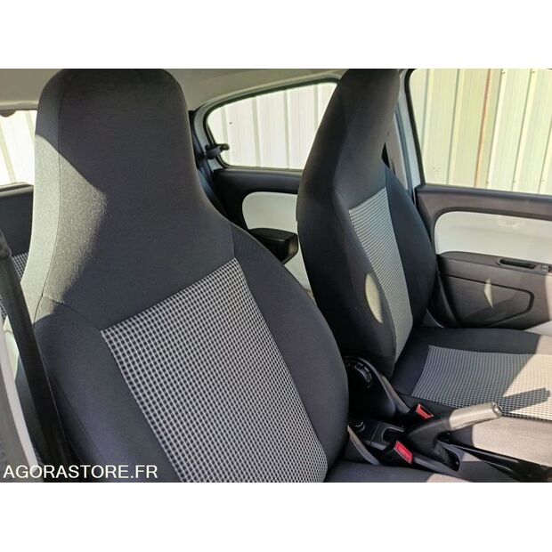 2019 Renault Twingo-48155831