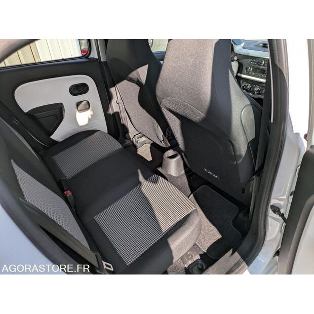 2019 Renault Twingo-48155833