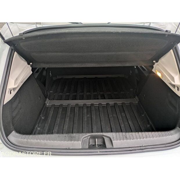 2020 رينو Clio-48155872