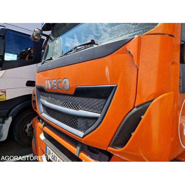 2015 Iveco 190S33-48155918