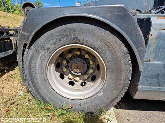 2015-iveco-190s33-48155939