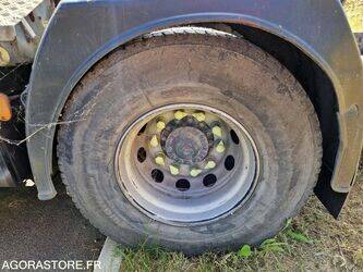 2015-iveco-190s33-48155947