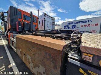2015-iveco-190s33-48155949