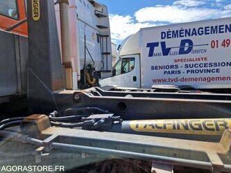 2015-iveco-190s33-48155952