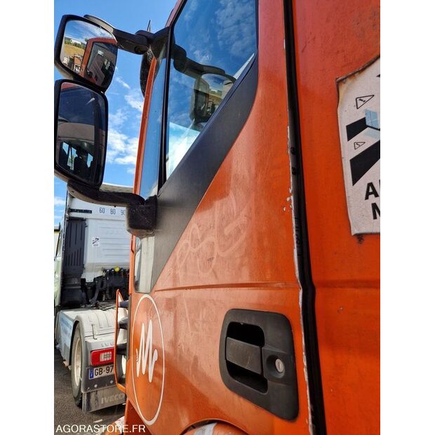 2015 Iveco 190S33-48155961