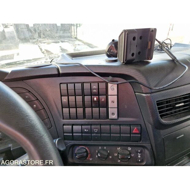 2015 Iveco 190S33-48155971