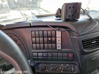 2015-iveco-190s33-48155971