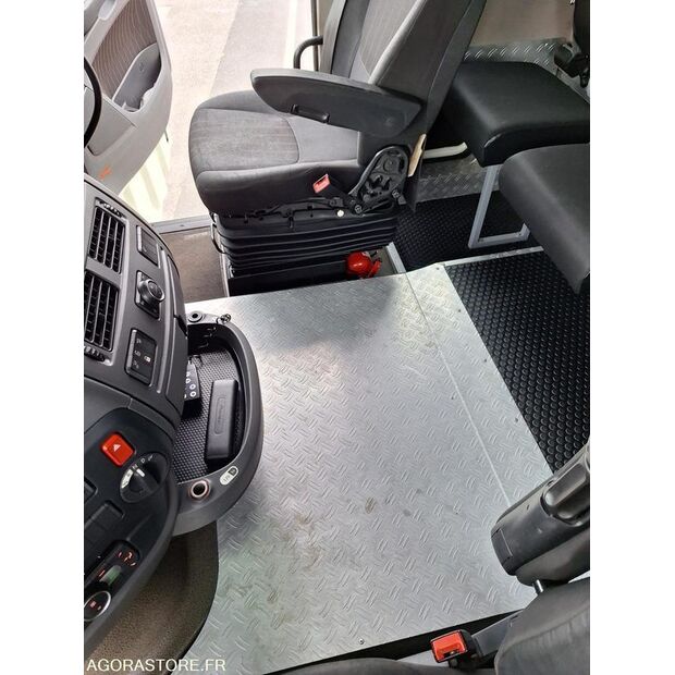 2018 DAF XF450-48156079