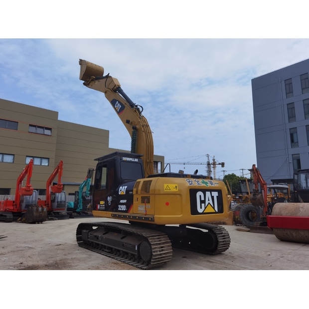 2025 Caterpillar 320DL-48158899