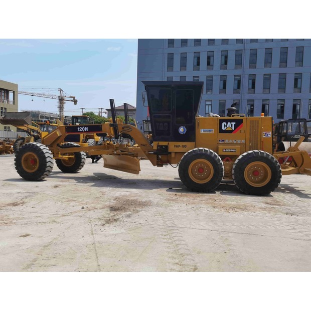 2025 كاتربيلر 120H-48159089