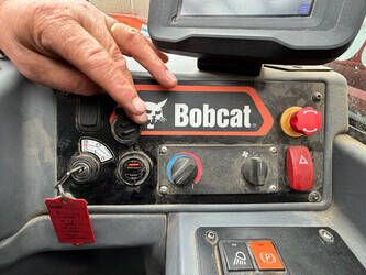 2022-bobcat-tl26-60-48160644