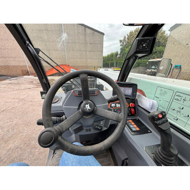 2022 BOBCAT T36.120-48160803