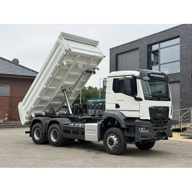2025 MAN TGS 33.440-48161020