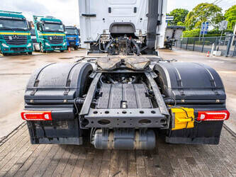 2021-mercedes-benz-actros-1842-ls-48161089